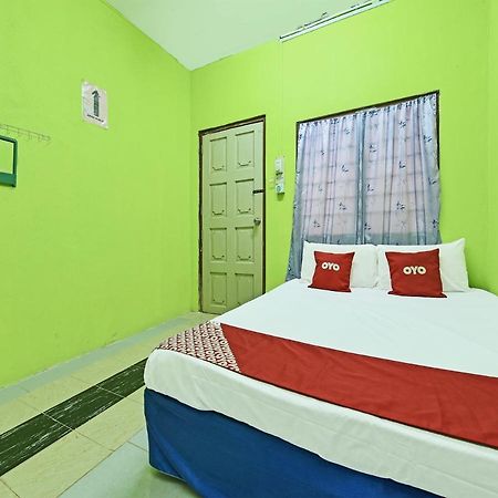 Oyo 90454 Haza Harmoni Guesthouse Kota Bharu Exterior photo
