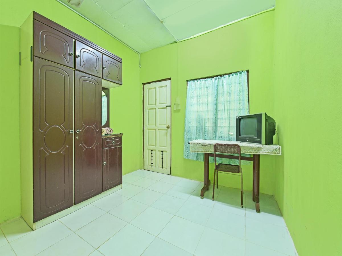 Oyo 90454 Haza Harmoni Guesthouse Kota Bharu Exterior photo
