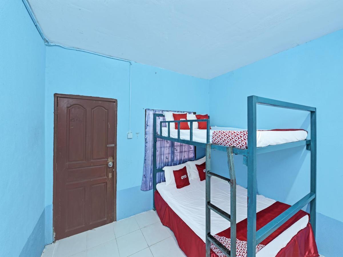 Oyo 90454 Haza Harmoni Guesthouse Kota Bharu Exterior photo